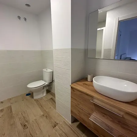 Piso Totalmente Reformado En Pleno Centro דירה חרז